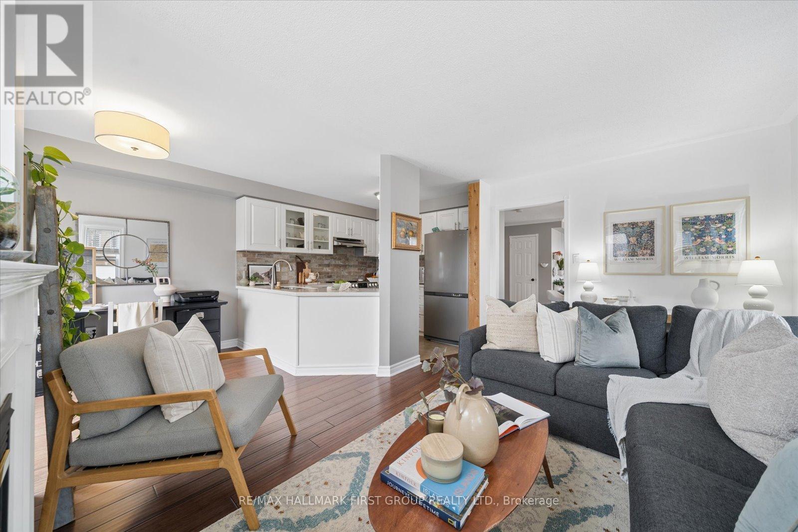 105 Zachary Place, Whitby, Ontario  L1M 1E2 - Photo 11 - E12951938