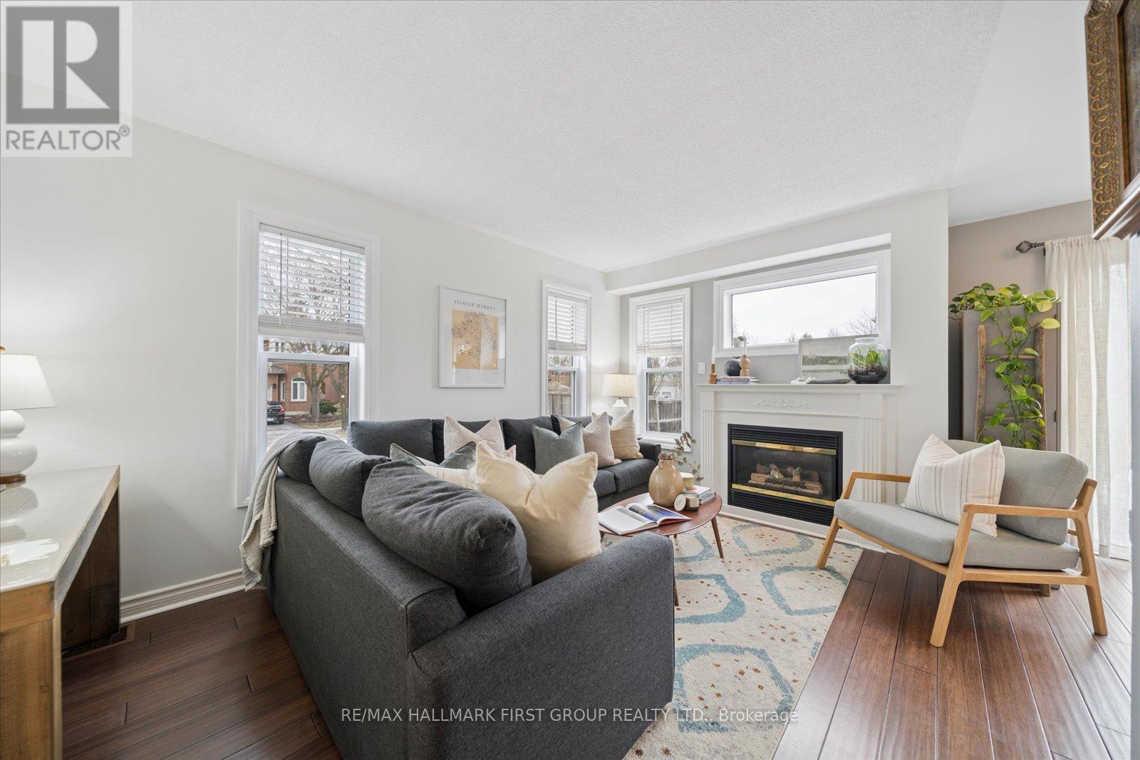 105 Zachary Place, Whitby, Ontario  L1M 1E2 - Photo 14 - E12951938