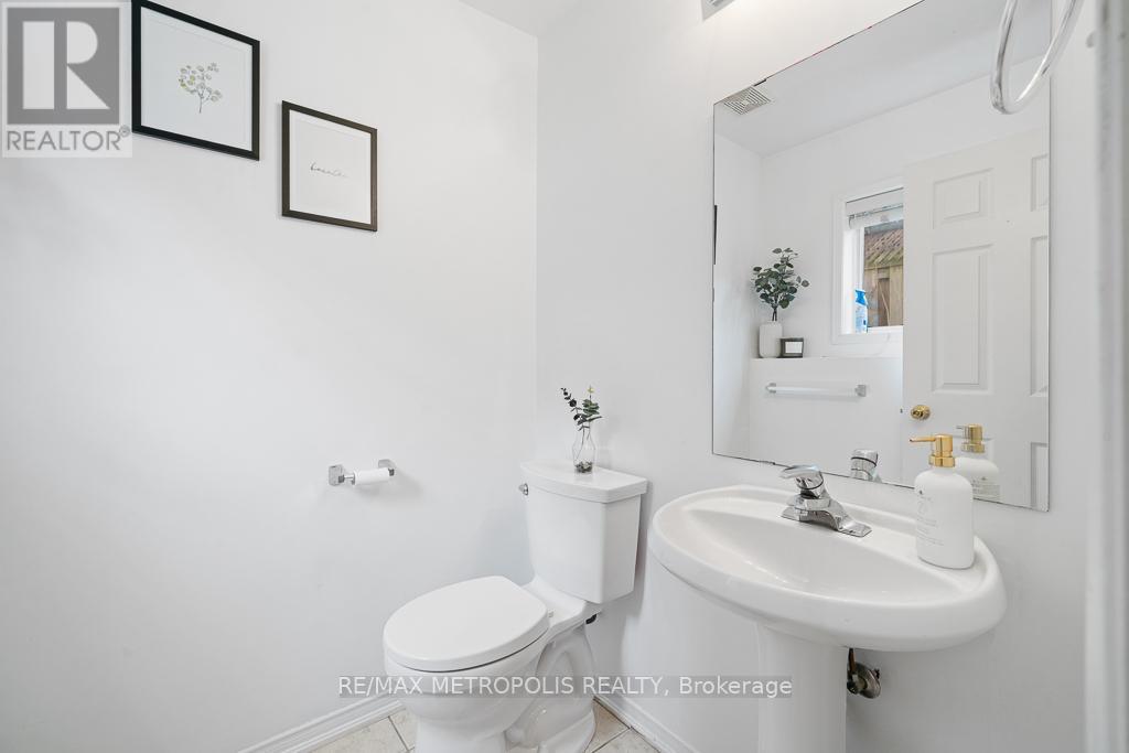 886 Audley Road S, Ajax, Ontario L1Z 1M4 - Photo 11 - E12952000