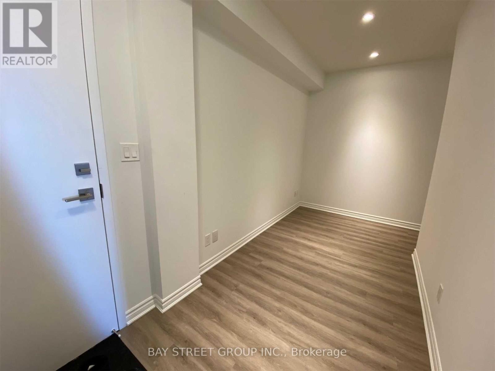 504 - 1 Falaise Road, Toronto, Ontario  M1E 3B6 - Photo 11 - E12952160