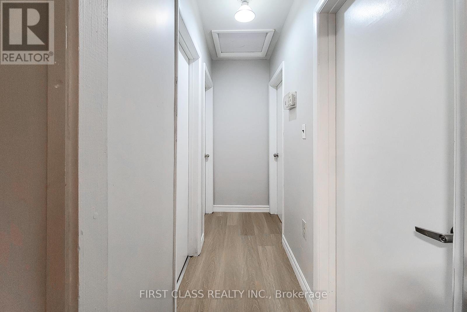 88 Radford Street, Hamilton, Ontario  L8S 3E6 - Photo 15 - X12946392