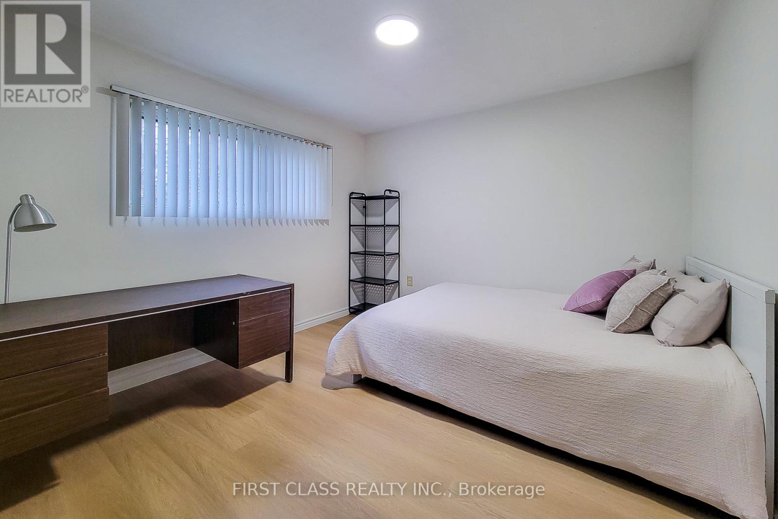 88 Radford Street, Hamilton, Ontario  L8S 3E6 - Photo 16 - X12946392