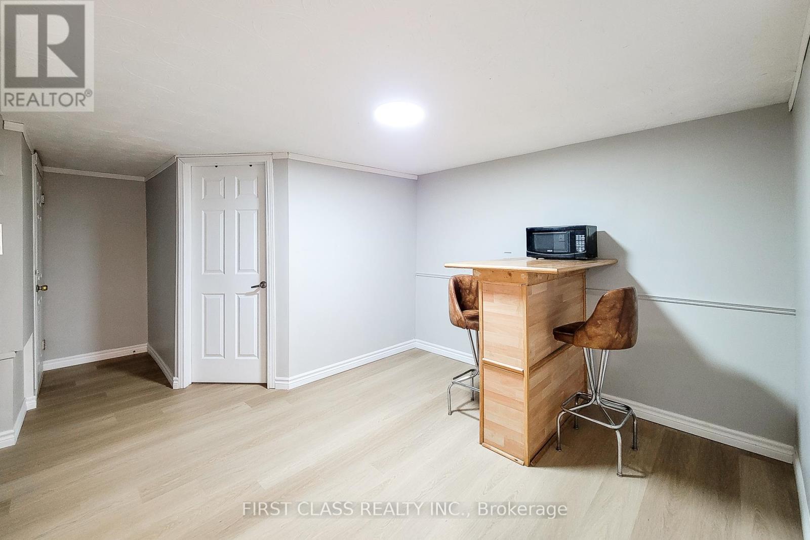 88 Radford Street, Hamilton, Ontario  L8S 3E6 - Photo 34 - X12946392