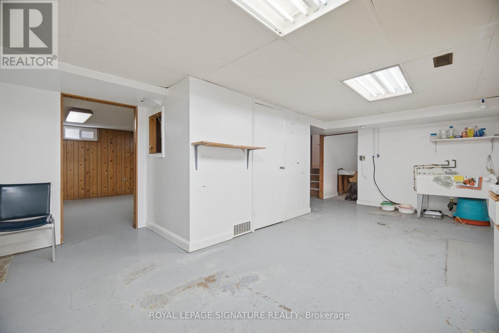 39 Darlington Drive, Hamilton, Ontario  L9C 2L8 - Photo 34 - X12950436