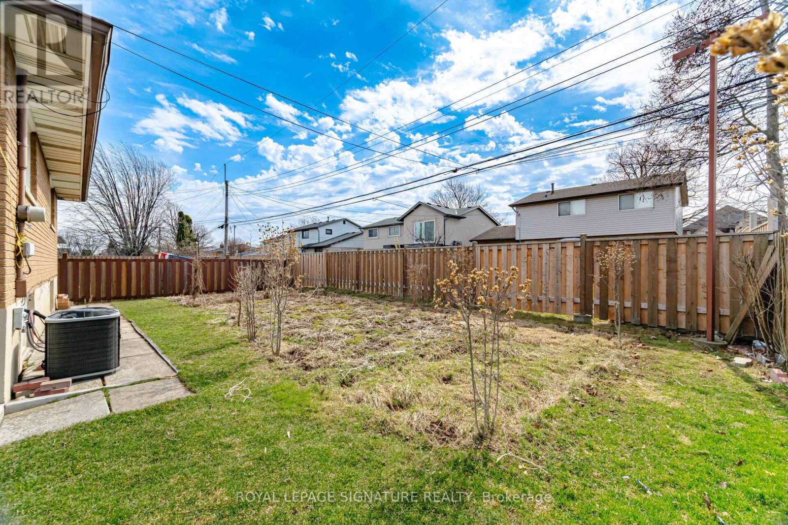 39 Darlington Drive, Hamilton, Ontario  L9C 2L8 - Photo 39 - X12950436