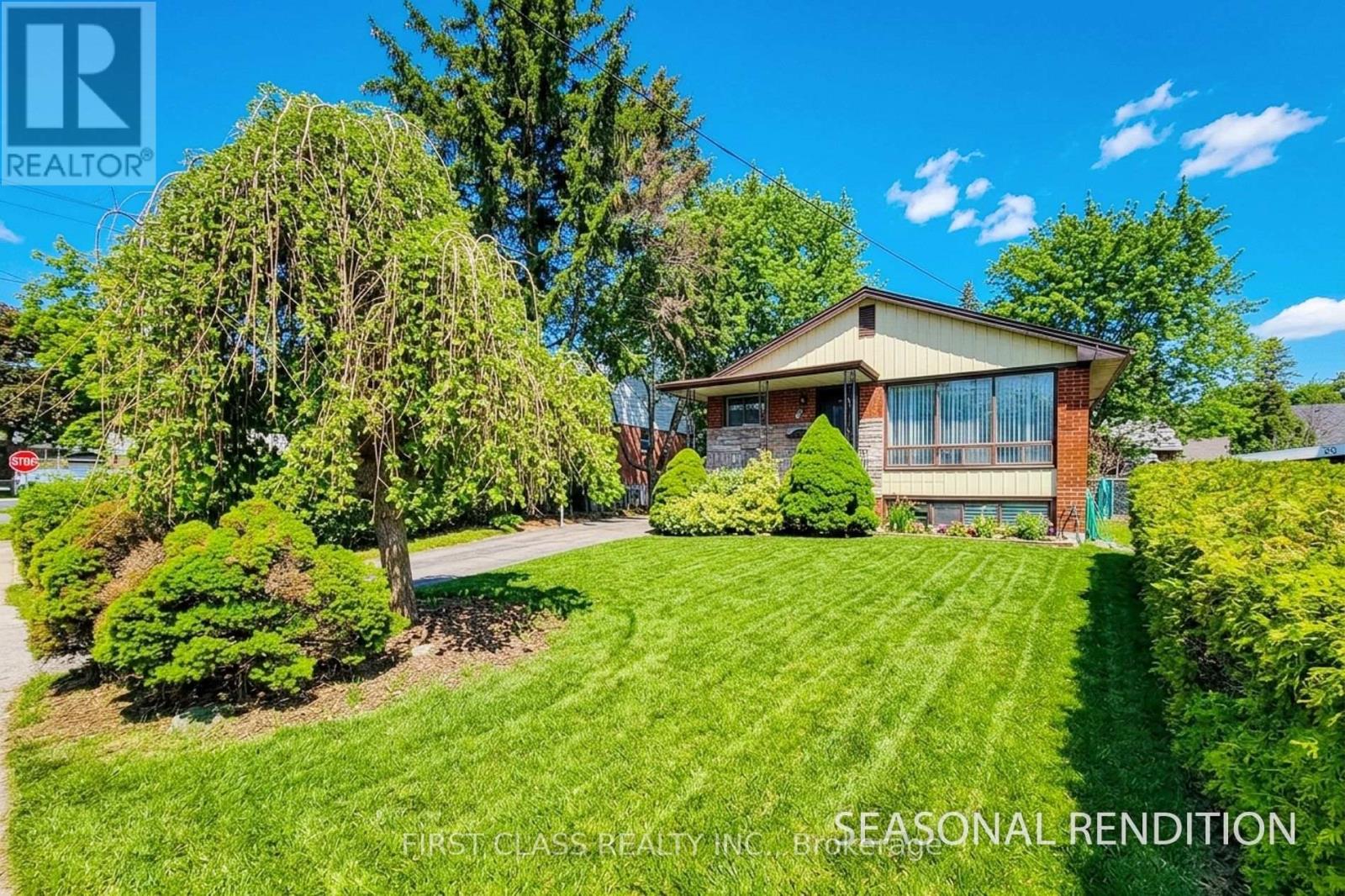 88 Radford Street, Hamilton, Ontario  L8S 3E6 - Photo 2 - X12946392