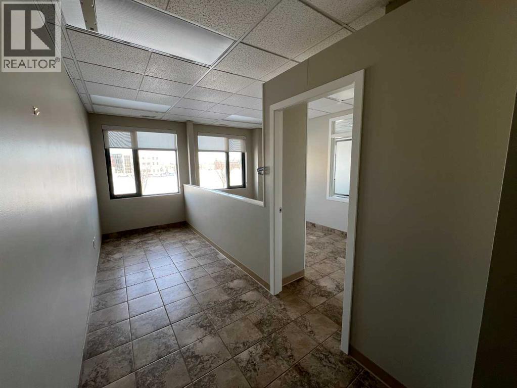 207, 10605 West Side Drive, Grande Prairie, Alberta  T8V 8E6 - Photo 4 - A2208809