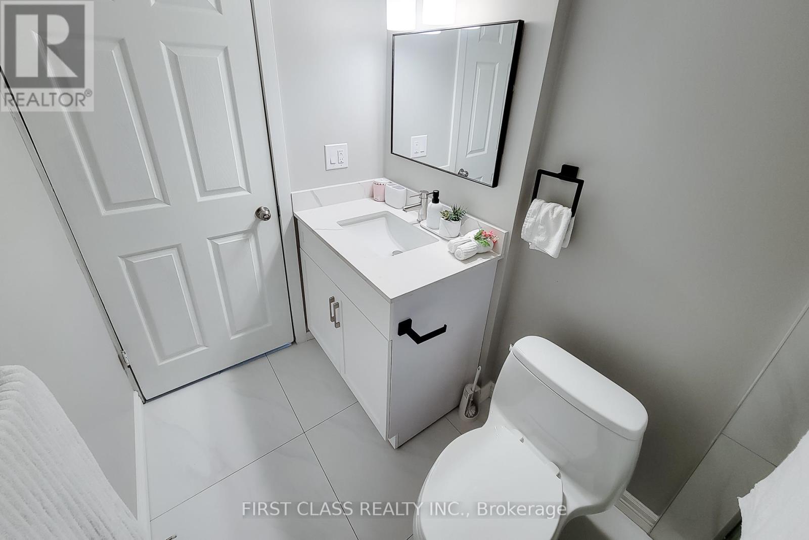 88 Radford Street, Hamilton, Ontario  L8S 3E6 - Photo 40 - X12946392