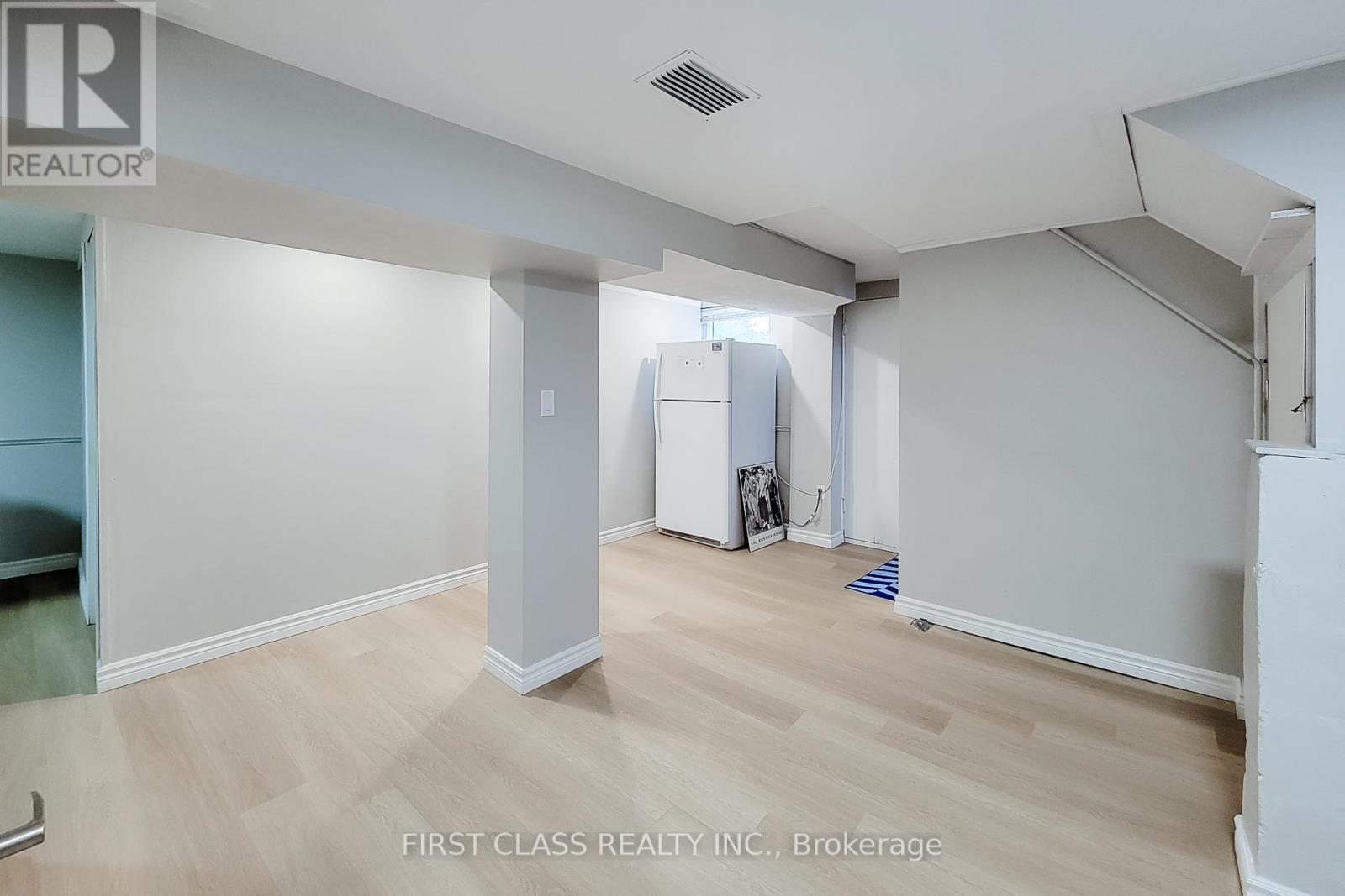 88 Radford Street, Hamilton, Ontario  L8S 3E6 - Photo 27 - X12946392