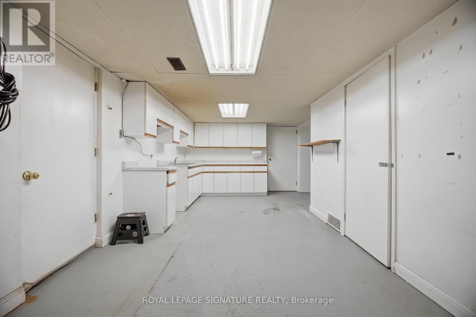 39 Darlington Drive, Hamilton, Ontario  L9C 2L8 - Photo 31 - X12950436