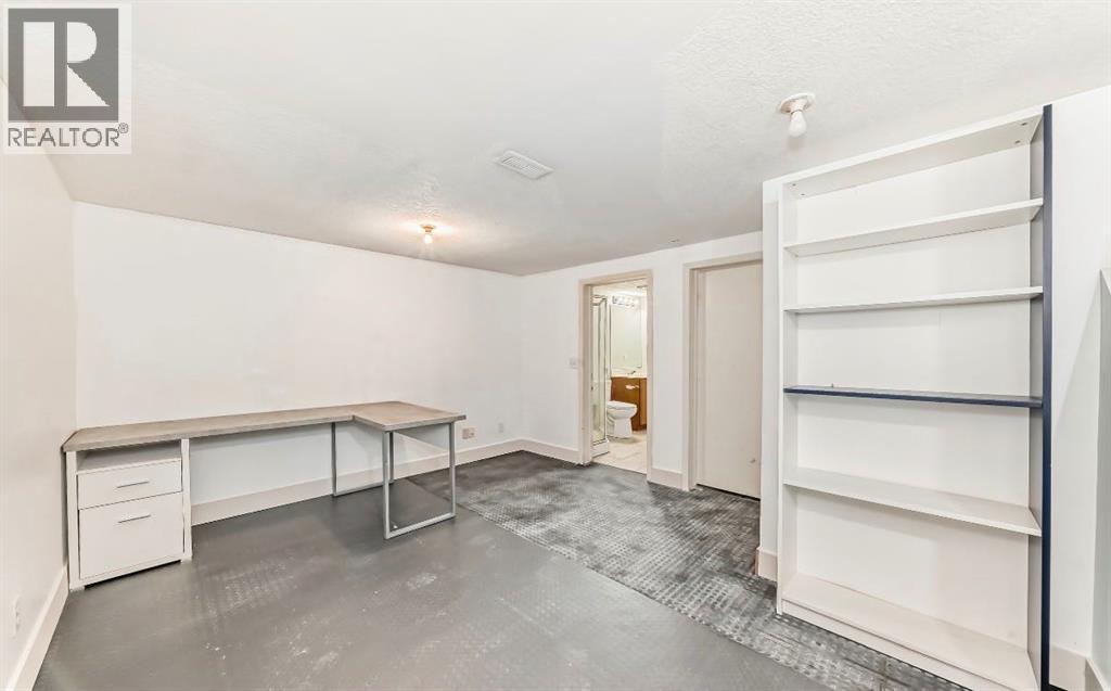 423 Regal Park NE, Calgary, Alberta  T2E 0S6 - Photo 25 - A2280028