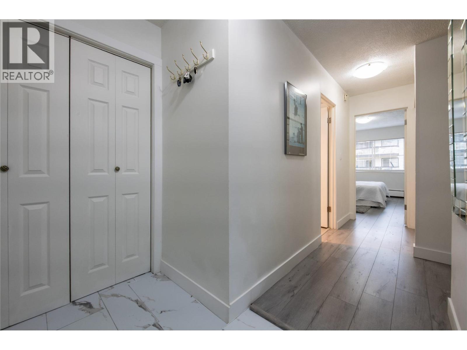 212 780 Premier Street, North Vancouver, British Columbia  V7J 2G8 - Photo 3 - R3106373