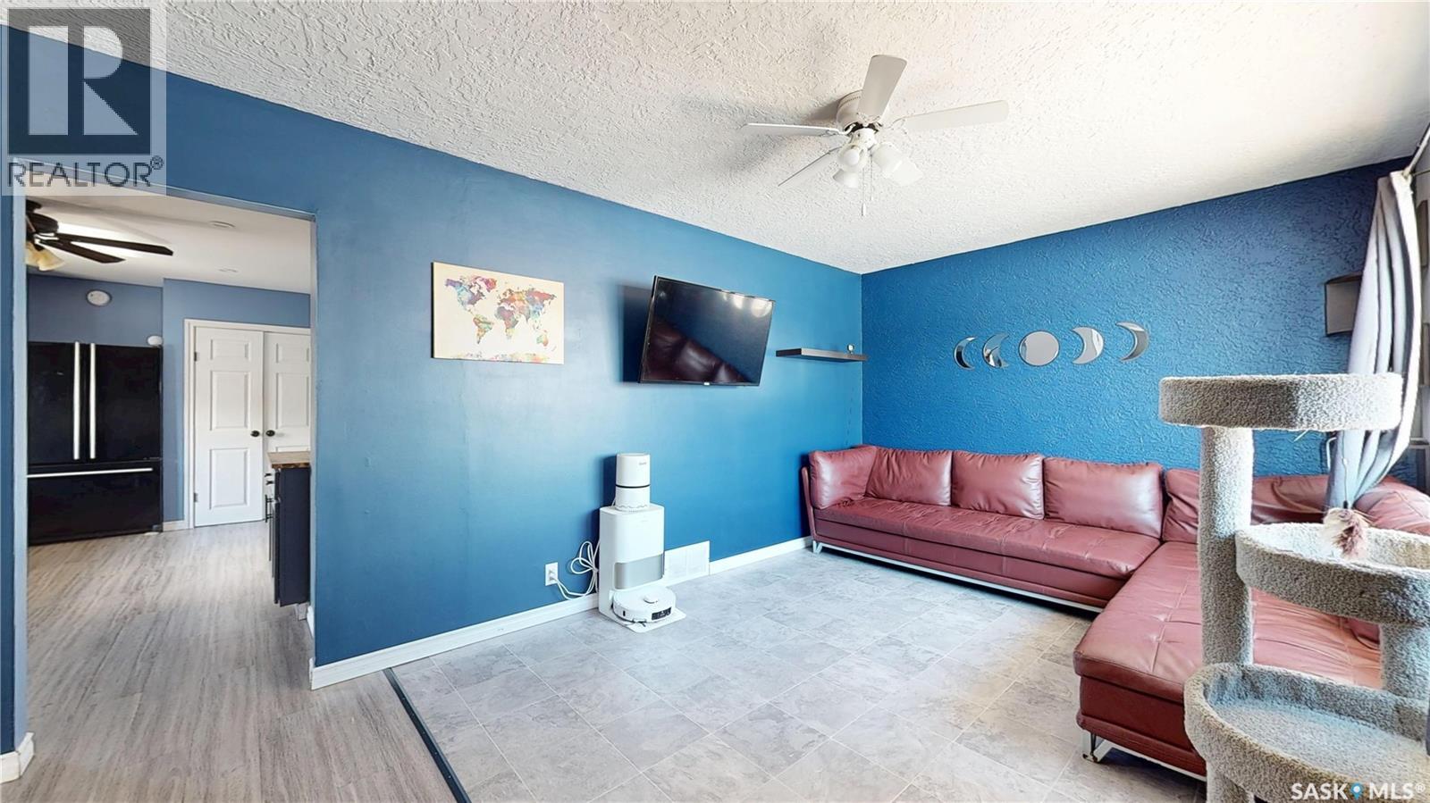 1142 Reynolds Street, Regina, Saskatchewan  S4N 3M2 - Photo 2 - SK031948