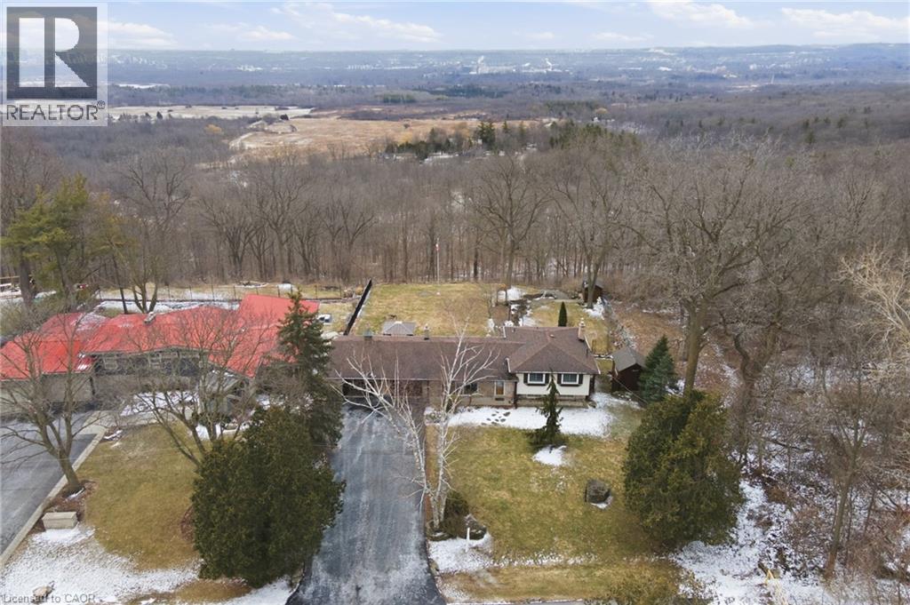 1 Thorncrest Boulevard, Dundas, Ontario  L9H 7L1 - Photo 39 - 40813623