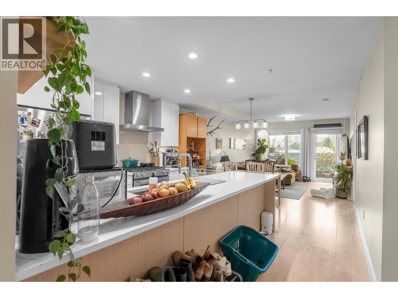 203 1496 Charlotte Road, North Vancouver, British Columbia  V7J 0C9 - Photo 6 - R3102893