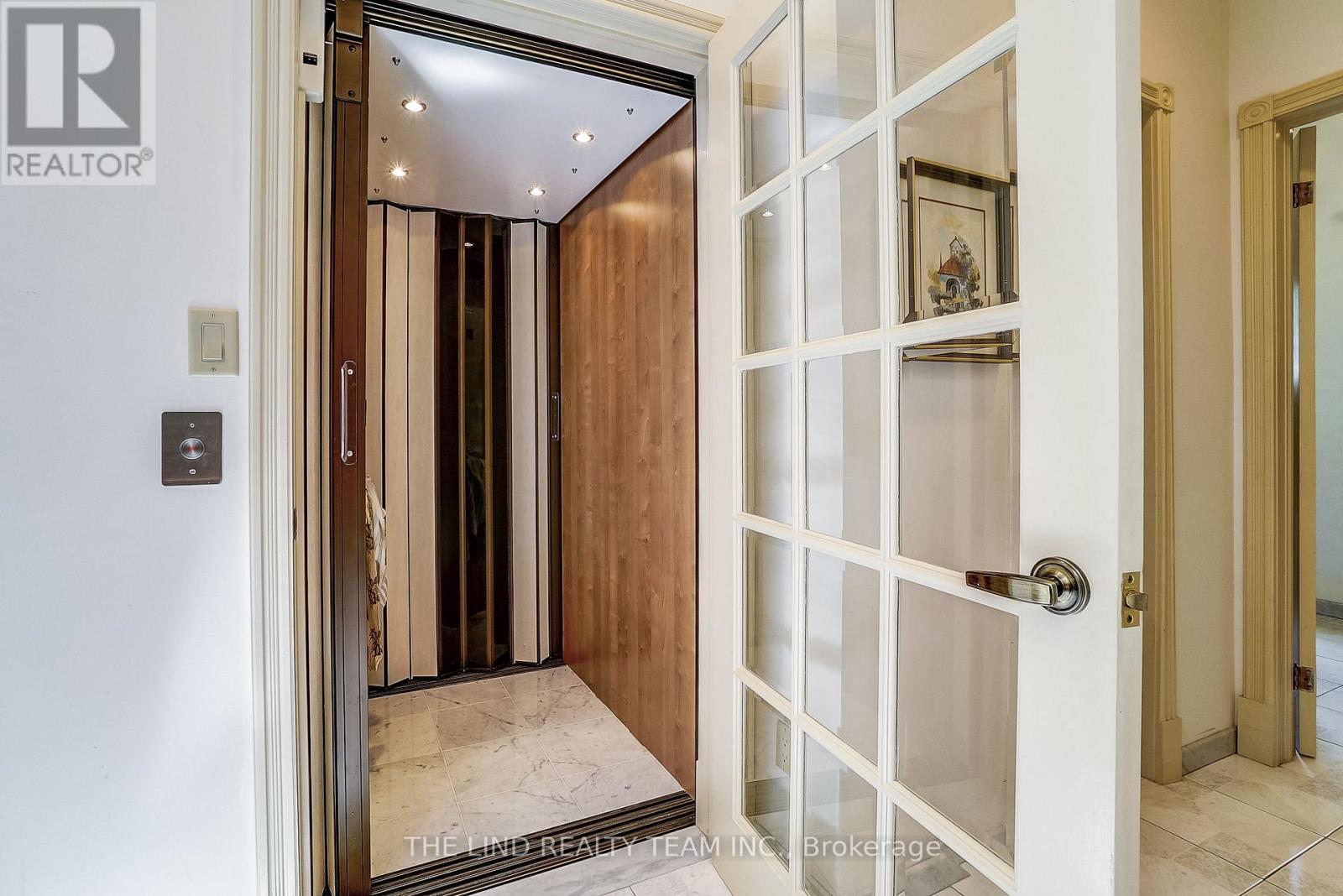 99 Birch Avenue, Richmond Hill, Ontario  L4C 6C5 - Photo 10 - N12952018