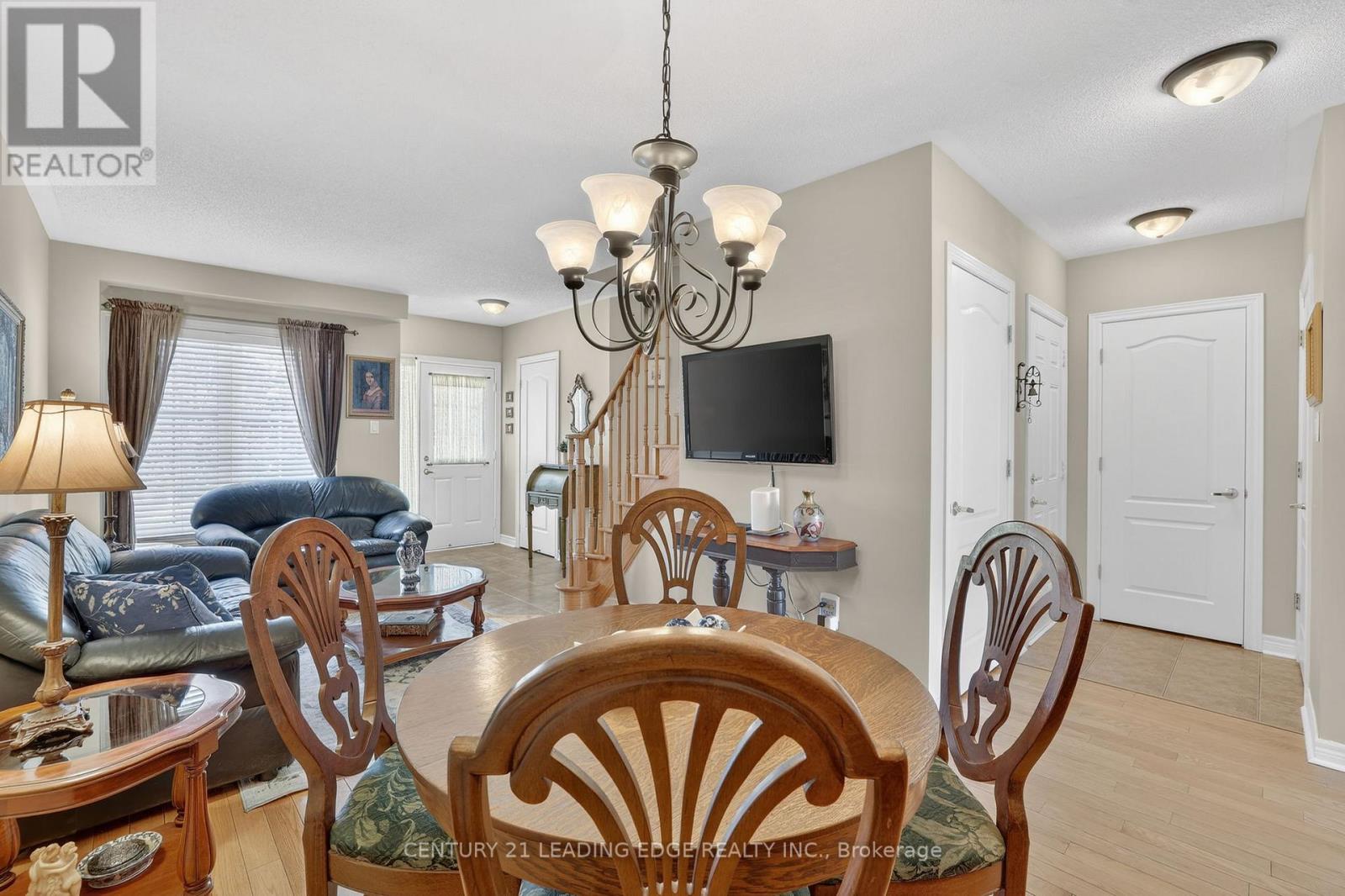 15 Betula Gate, Whitchurch-Stouffville, Ontario  L4A 0V2 - Photo 5 - N12952114