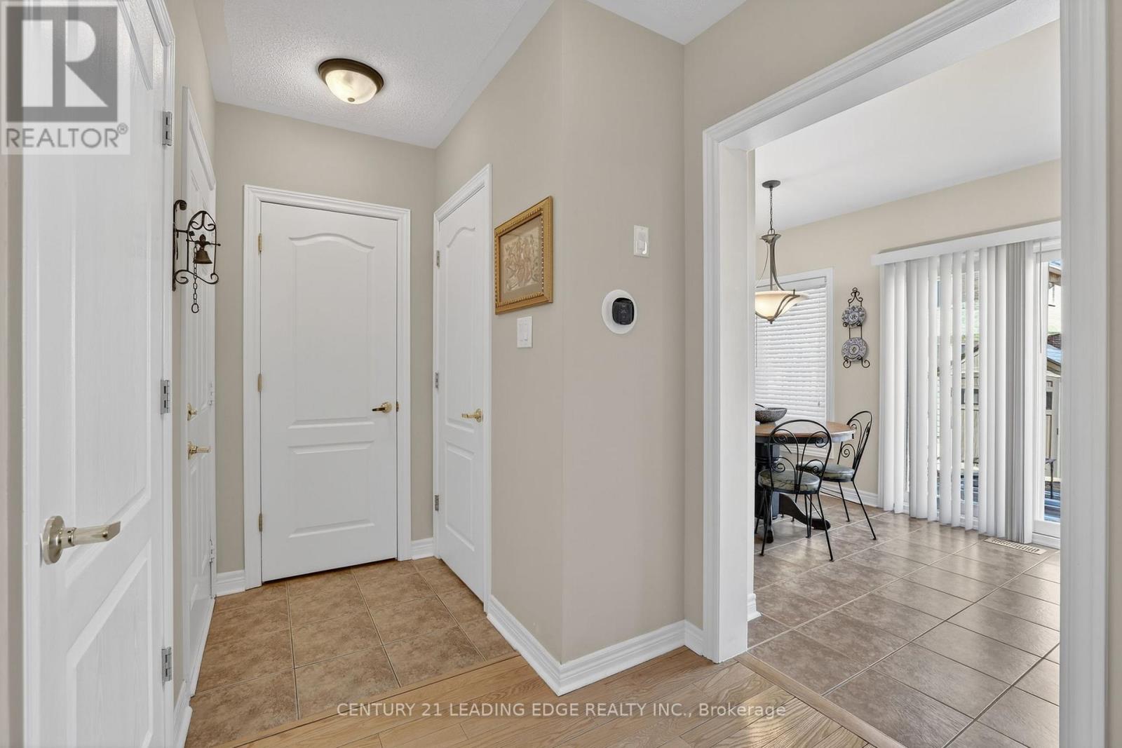 15 Betula Gate, Whitchurch-Stouffville, Ontario  L4A 0V2 - Photo 8 - N12952114