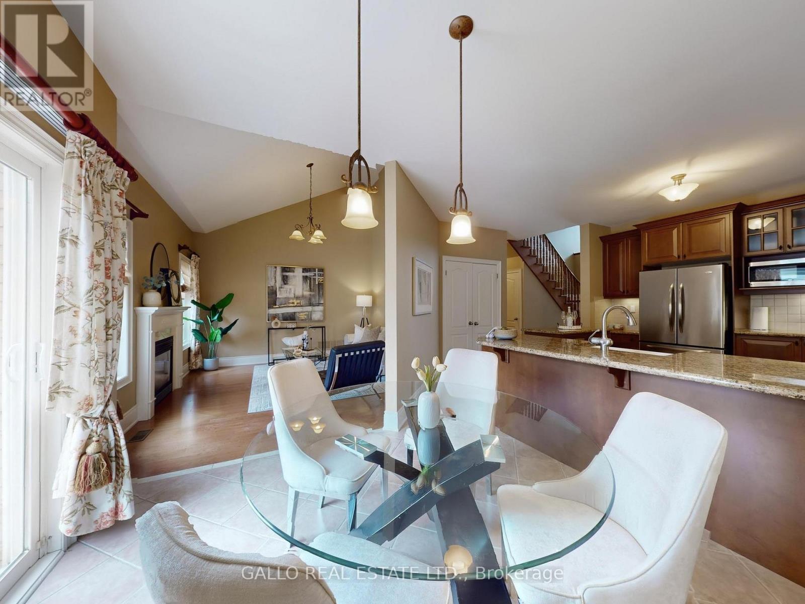 82 Bayberry Street, Whitchurch-Stouffville, Ontario  L4A 0E2 - Photo 16 - N12952116