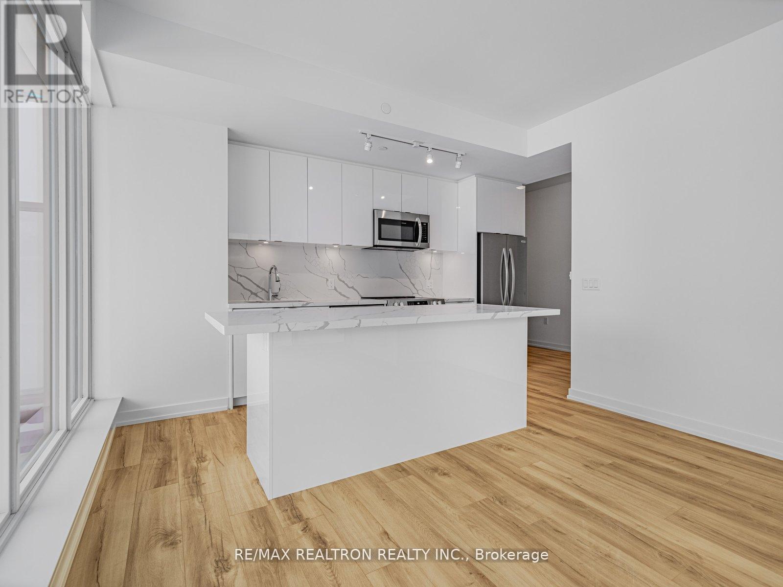 316 - 333 Sunseeker Avenue, Innisfil, Ontario  L9S 0J7 - Photo 12 - N12952168