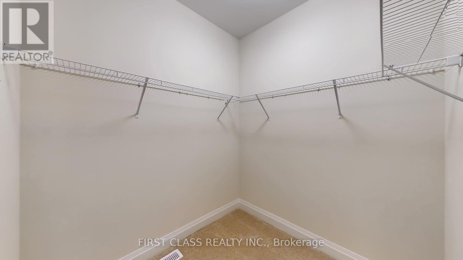 410 York Downs Boulevard, Markham, Ontario  L6C 3R4 - Photo 33 - N12952188