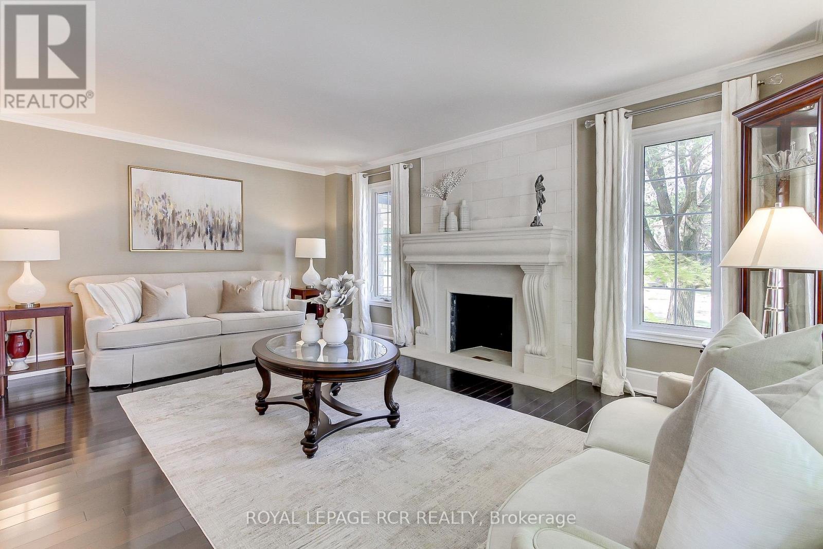 646 Brooker Ridge, Newmarket, Ontario  L3X 1V7 - Photo 12 - N12952190