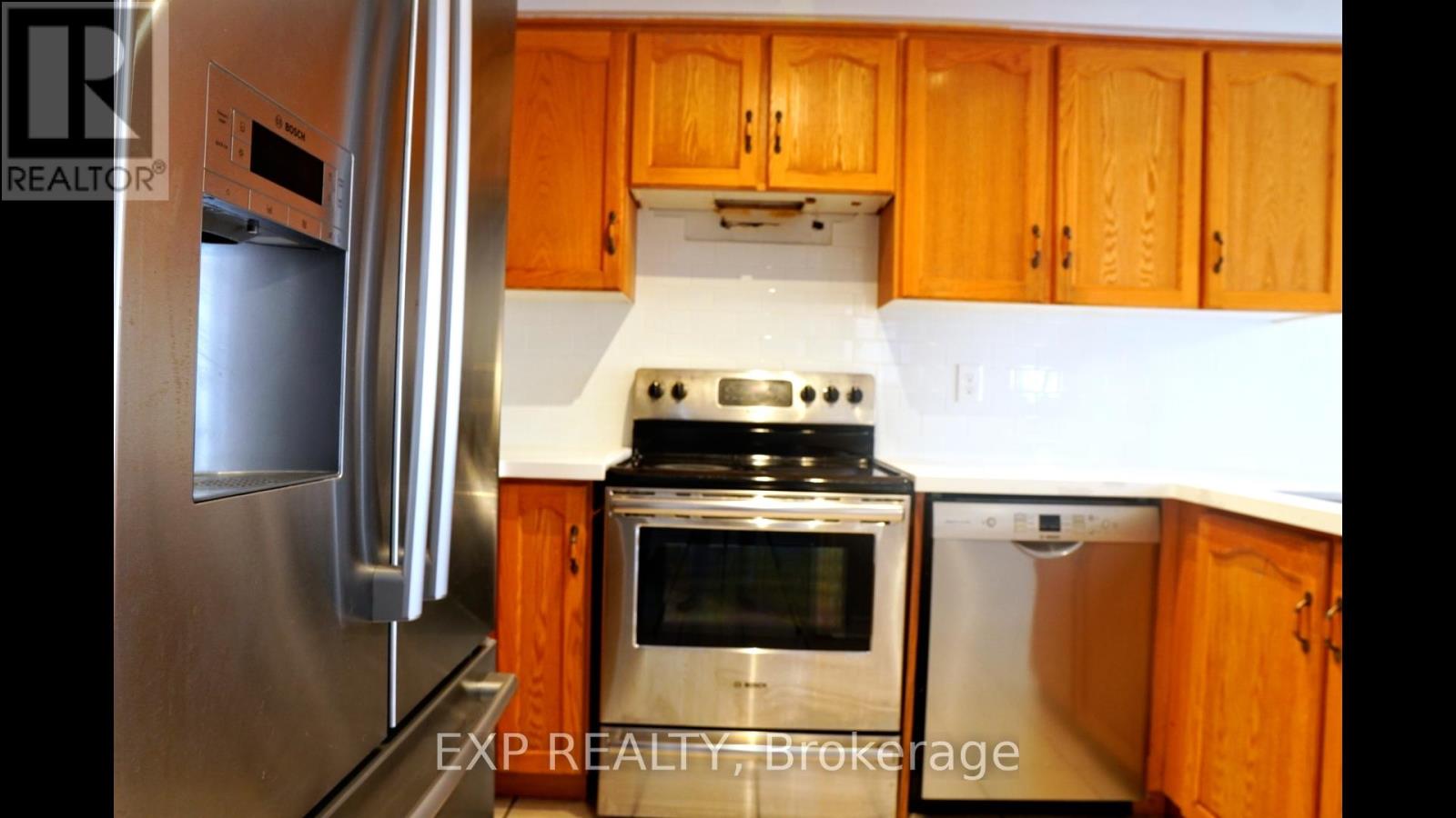 153 Kimono Crescent, Richmond Hill, Ontario  L4S 2A5 - Photo 3 - N12952248