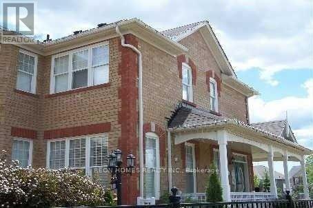 COACH HOUSE - 1 CHIPPENHAM LANE, Markham, Ontario