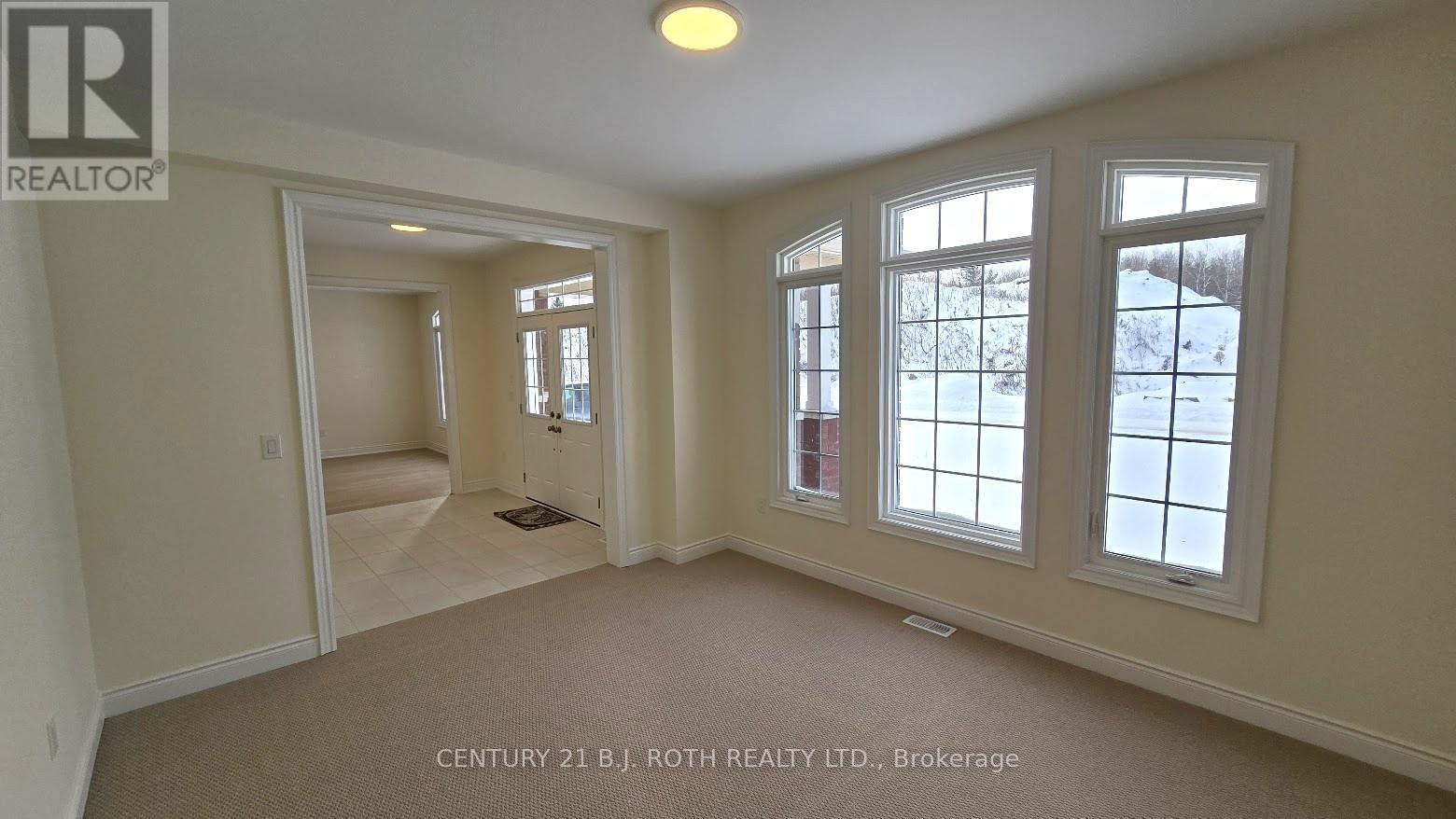 61 Ruby Ridge, Oro-Medonte, Ontario  L0L 2E0 - Photo 4 - S12952098