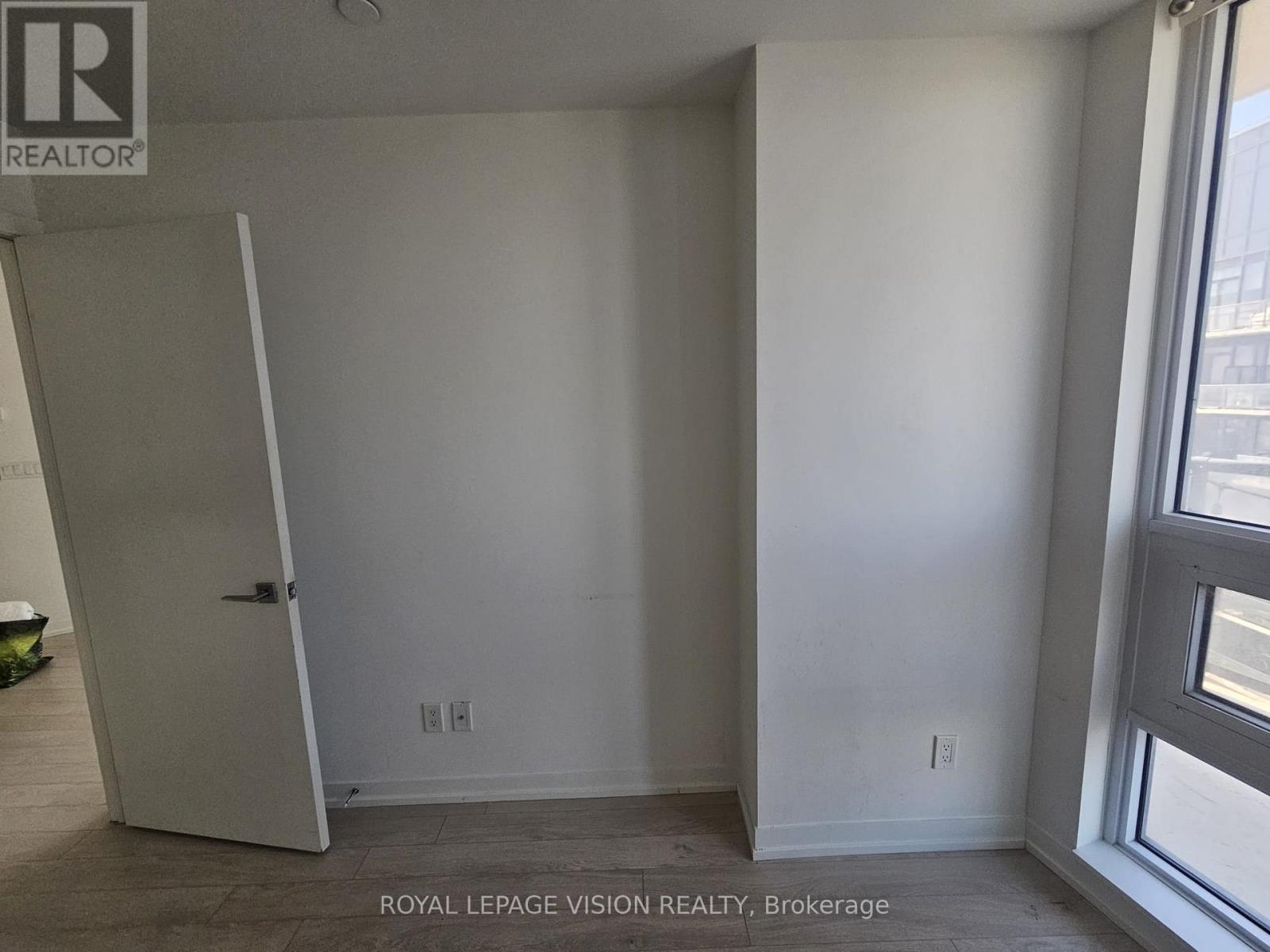 2407 - 49 East Liberty Street, Toronto, Ontario  M6K 0B2 - Photo 12 - C12836680