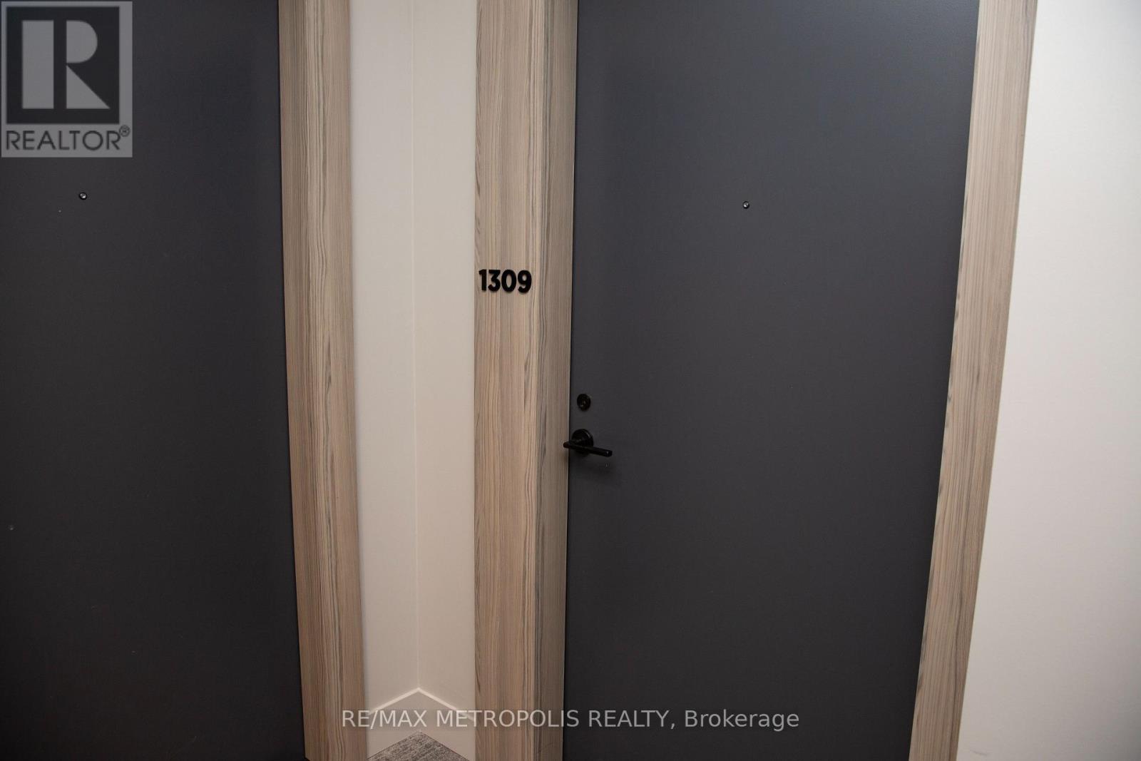 1309 - 1606 Charles Street, Whitby, Ontario  L1N 0P1 - Photo 32 - E12947410