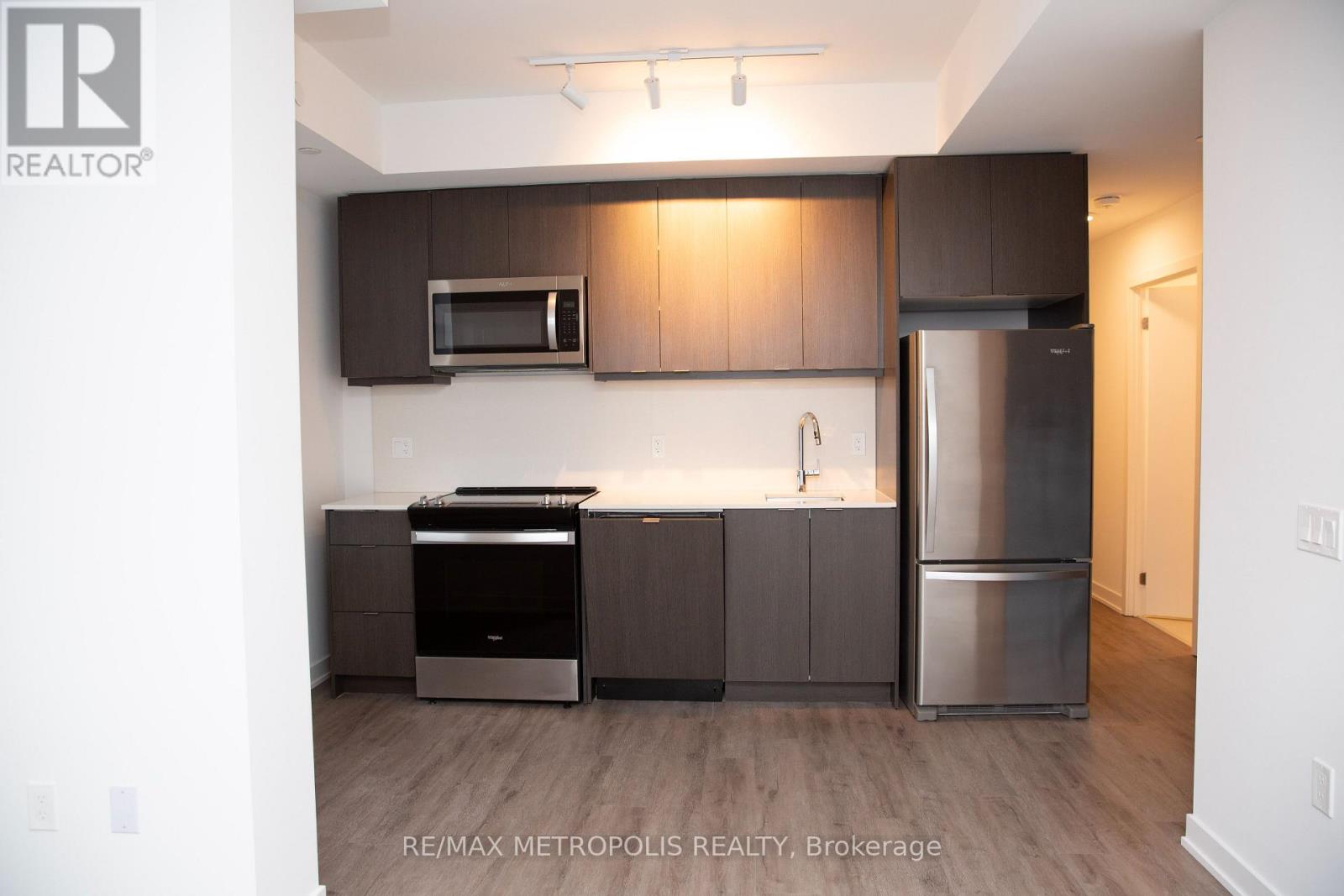 1309 - 1606 Charles Street, Whitby, Ontario  L1N 0P1 - Photo 8 - E12947410