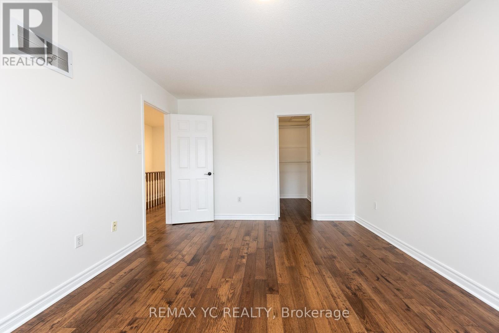 299 Bantry Avenue, Richmond Hill, Ontario  L4B 4M8 - Photo 22 - N12951284