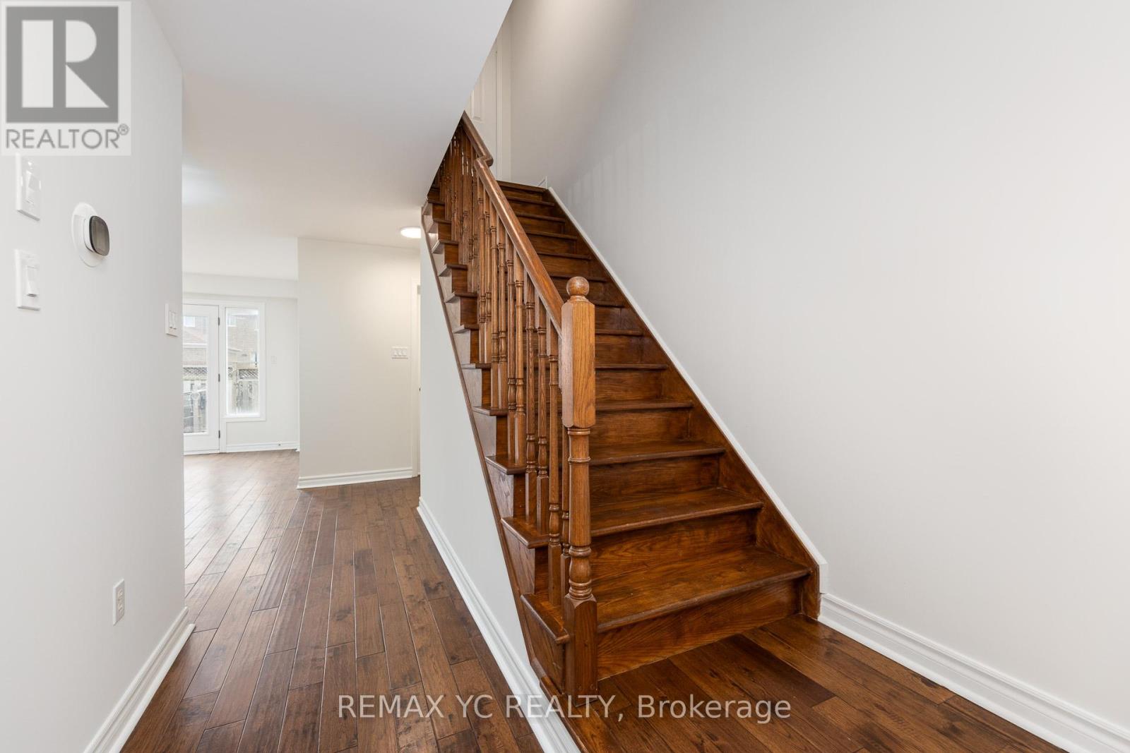 299 Bantry Avenue, Richmond Hill, Ontario  L4B 4M8 - Photo 18 - N12951284