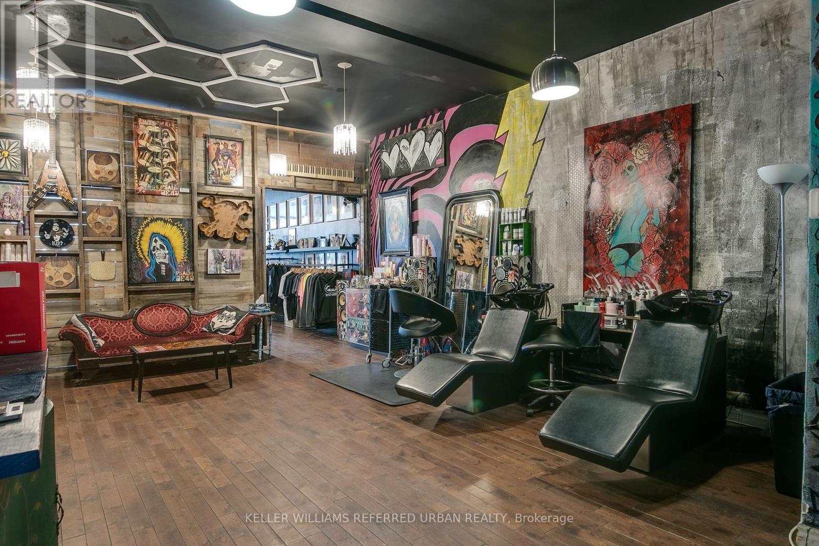 1696 Queen Street W, Toronto, Ontario  M6R 1B3 - Photo 10 - W12951946