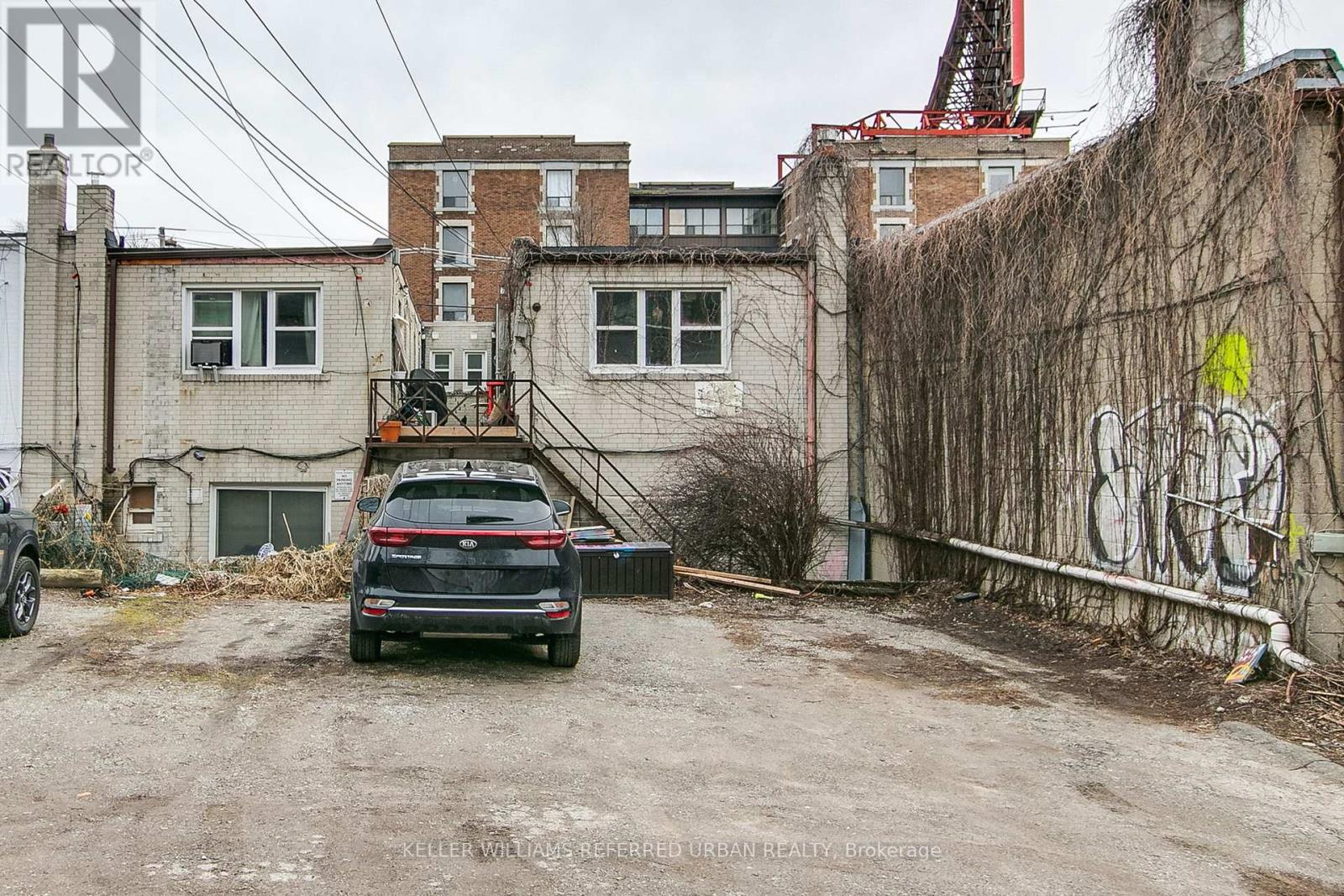 1696 Queen Street W, Toronto, Ontario  M6R 1B3 - Photo 20 - W12951946