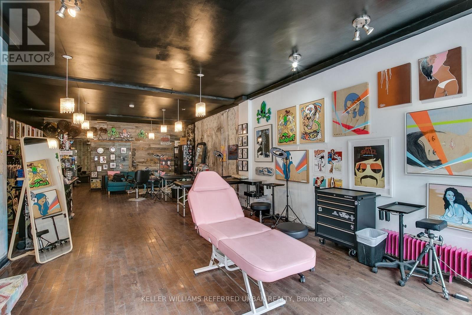 1696 Queen Street W, Toronto, Ontario  M6R 1B3 - Photo 8 - W12951946