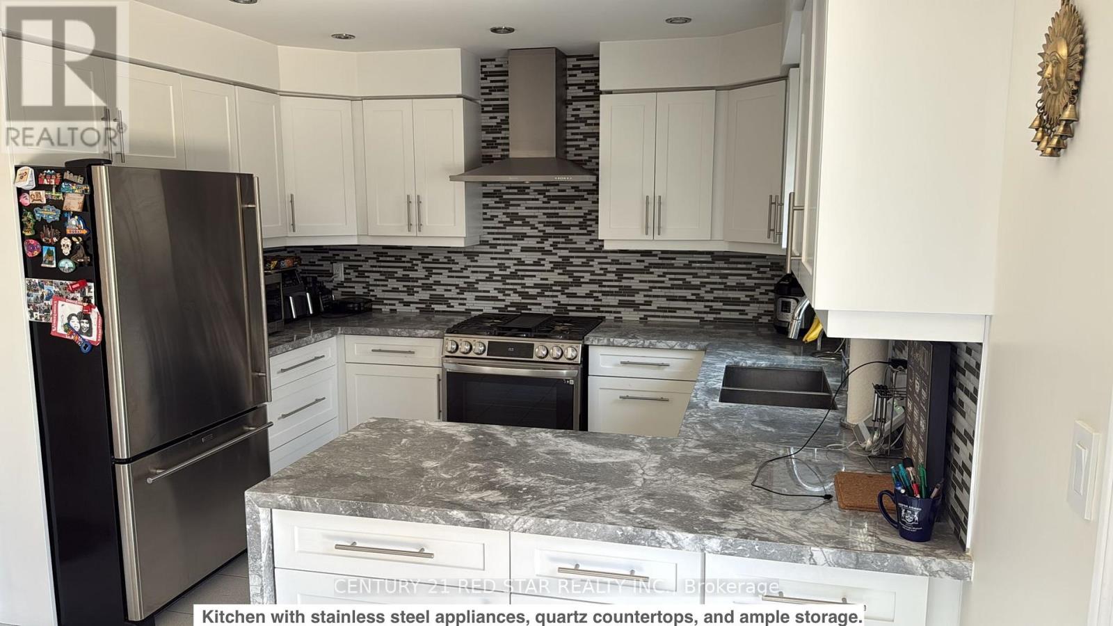 1358 Beauty Bush Court, Mississauga, Ontario  L5V 1K4 - Photo 10 - W12951986