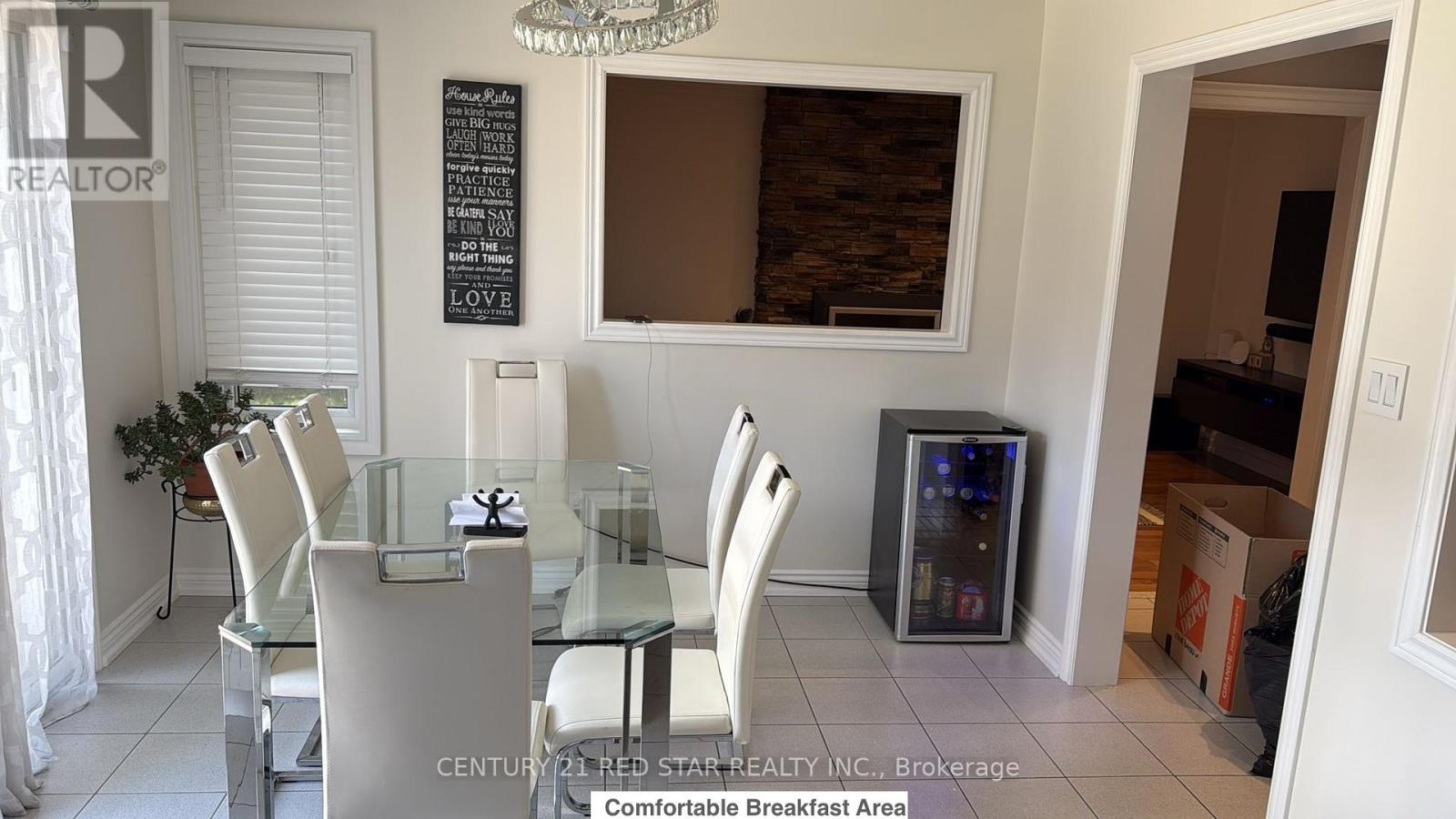 1358 Beauty Bush Court, Mississauga, Ontario  L5V 1K4 - Photo 9 - W12951986