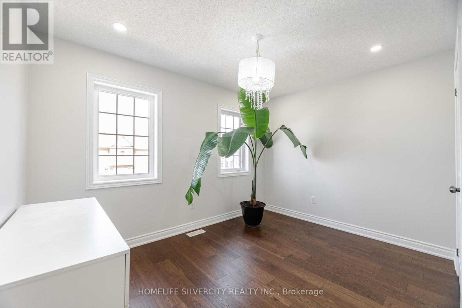 80 Scotchmere Crescent, Brampton, Ontario  L6P 3A6 - Photo 29 - W12952100