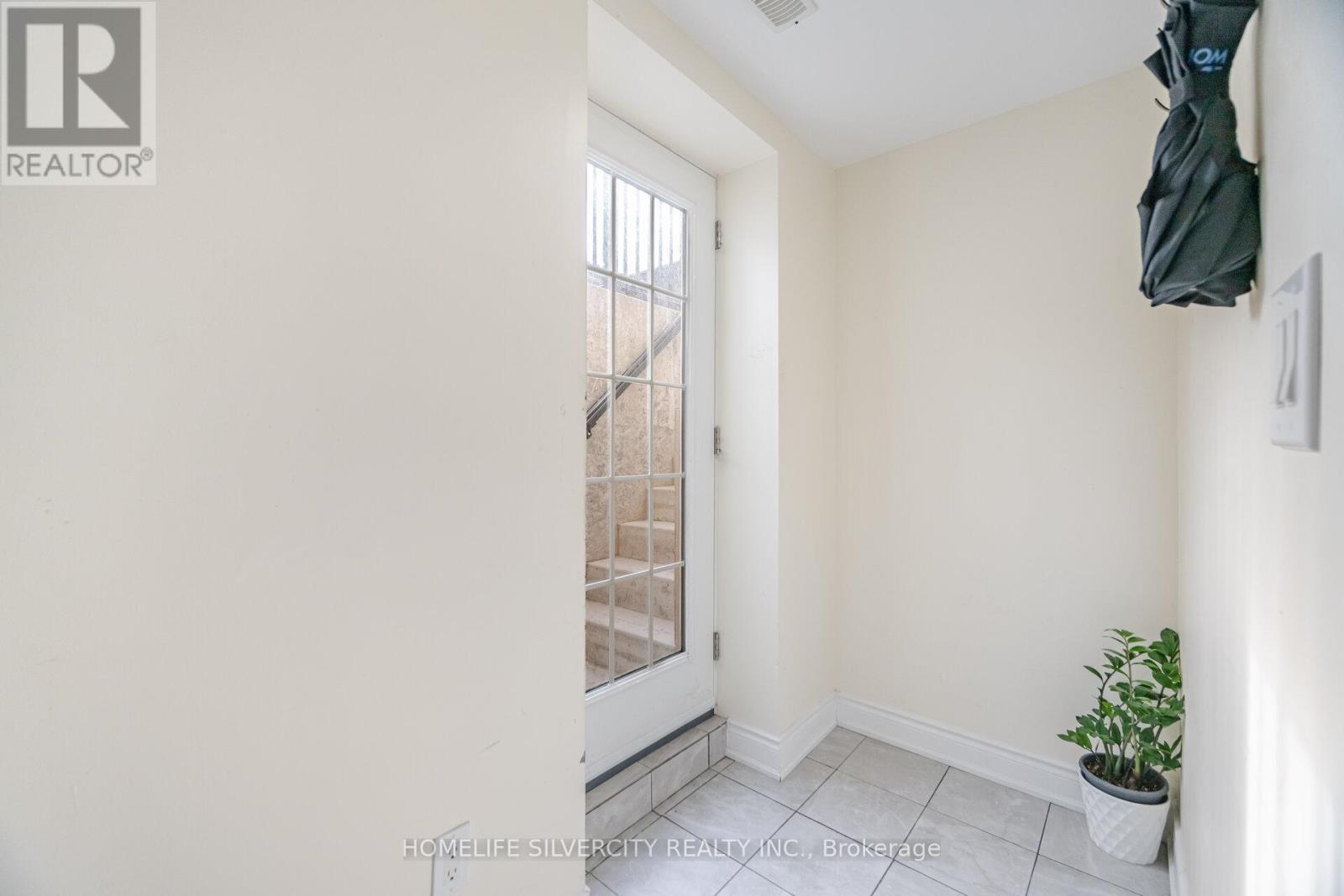 80 Scotchmere Crescent, Brampton, Ontario  L6P 3A6 - Photo 33 - W12952100