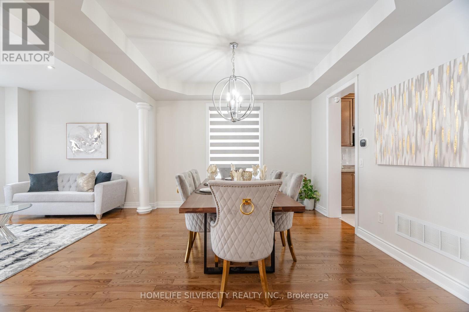 80 Scotchmere Crescent, Brampton, Ontario  L6P 3A6 - Photo 7 - W12952100