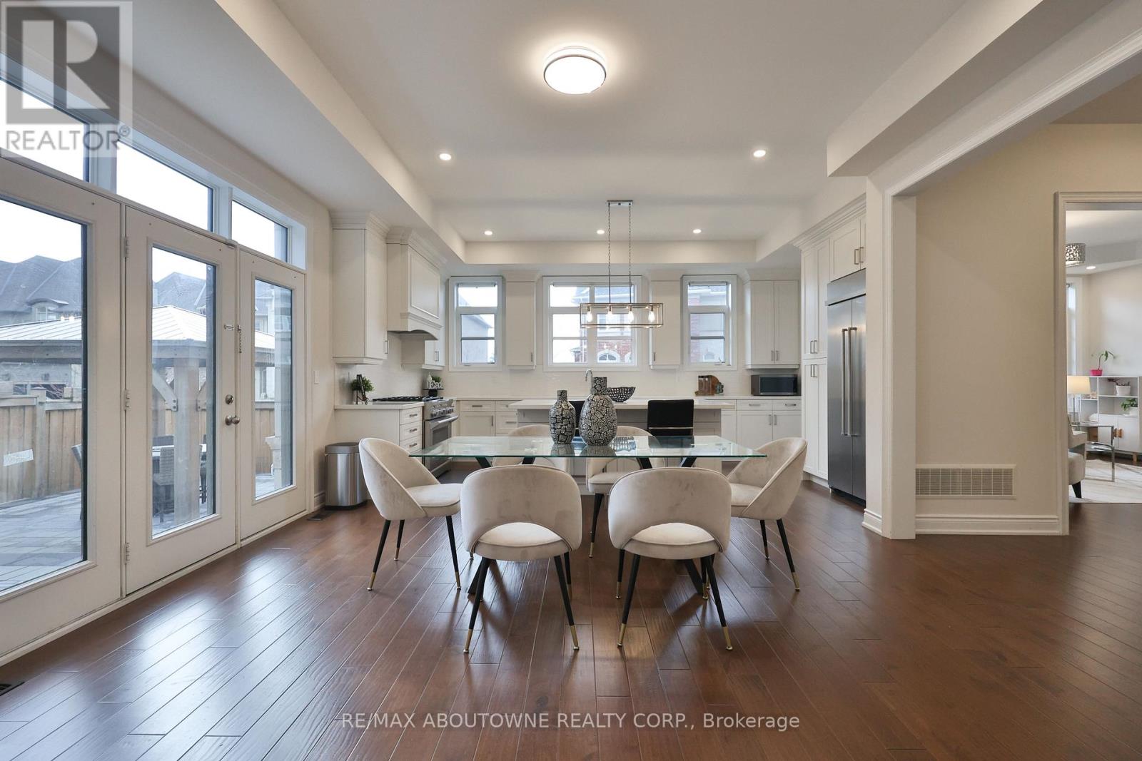 3191 Daniel Way, Oakville, Ontario  L6H 0V7 - Photo 17 - W12952104