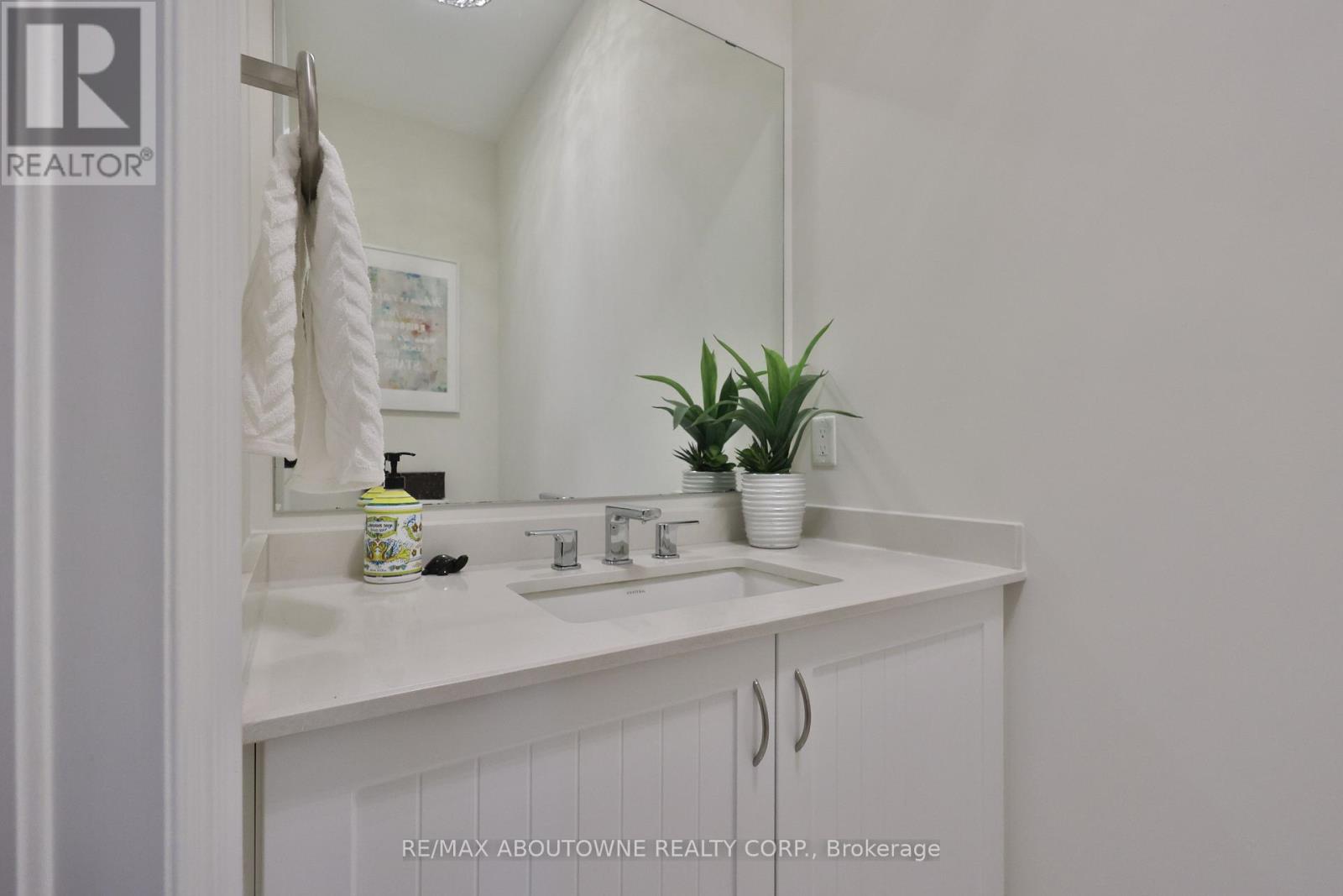 3191 Daniel Way, Oakville, Ontario  L6H 0V7 - Photo 28 - W12952104