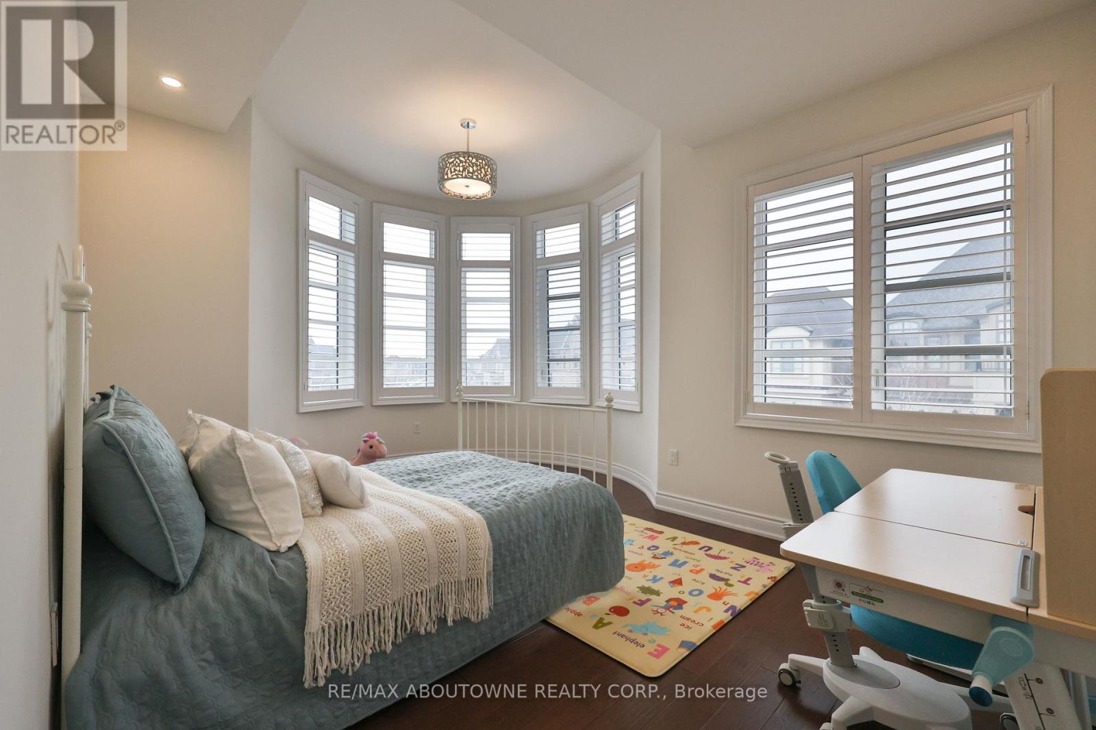 3191 Daniel Way, Oakville, Ontario  L6H 0V7 - Photo 43 - W12952104