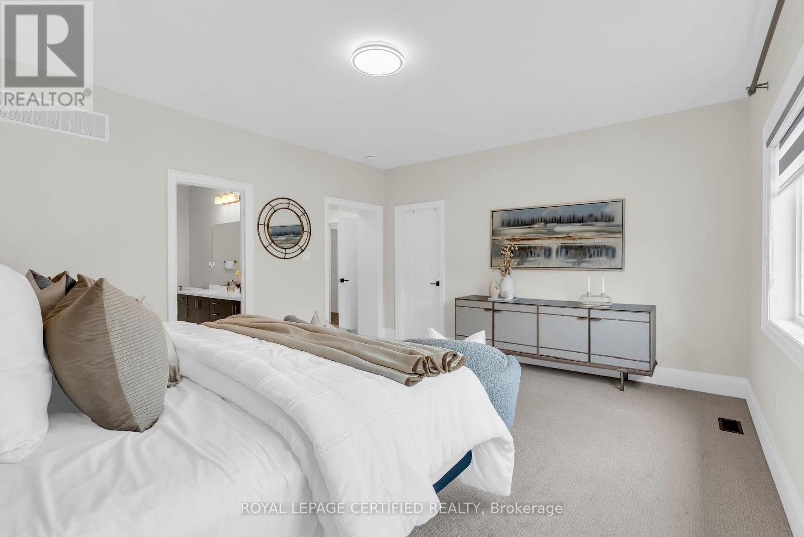 74 Boulton Trail, Oakville, Ontario  L6H 0Z9 - Photo 26 - W12952128