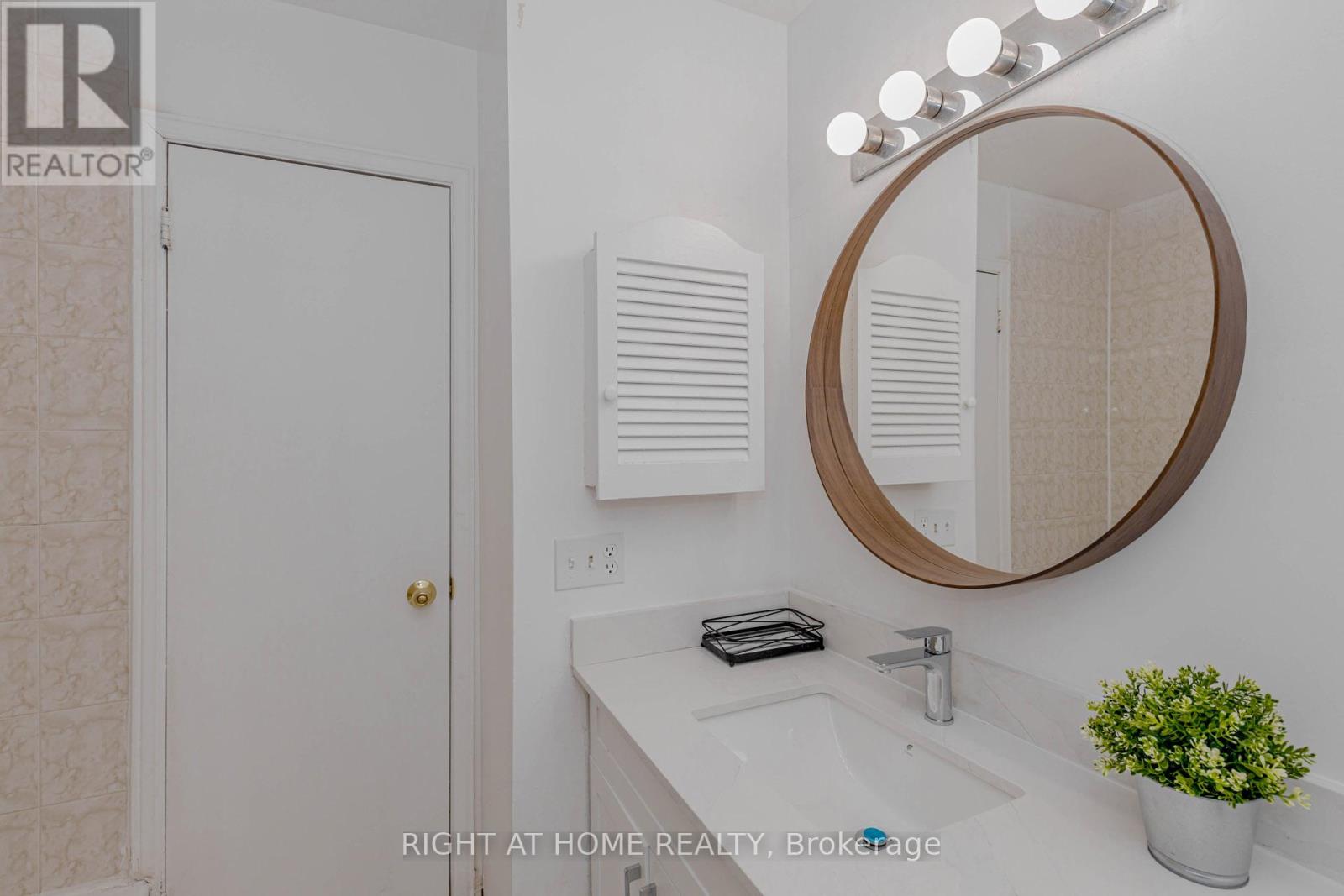 3 - 40 Rexdale Boulevard, Toronto, Ontario  M9W 5Z3 - Photo 35 - W12952144