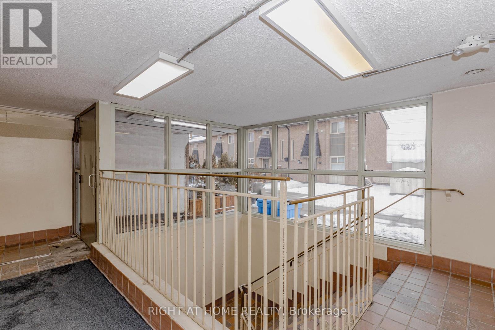 3 - 40 Rexdale Boulevard, Toronto, Ontario  M9W 5Z3 - Photo 6 - W12952144