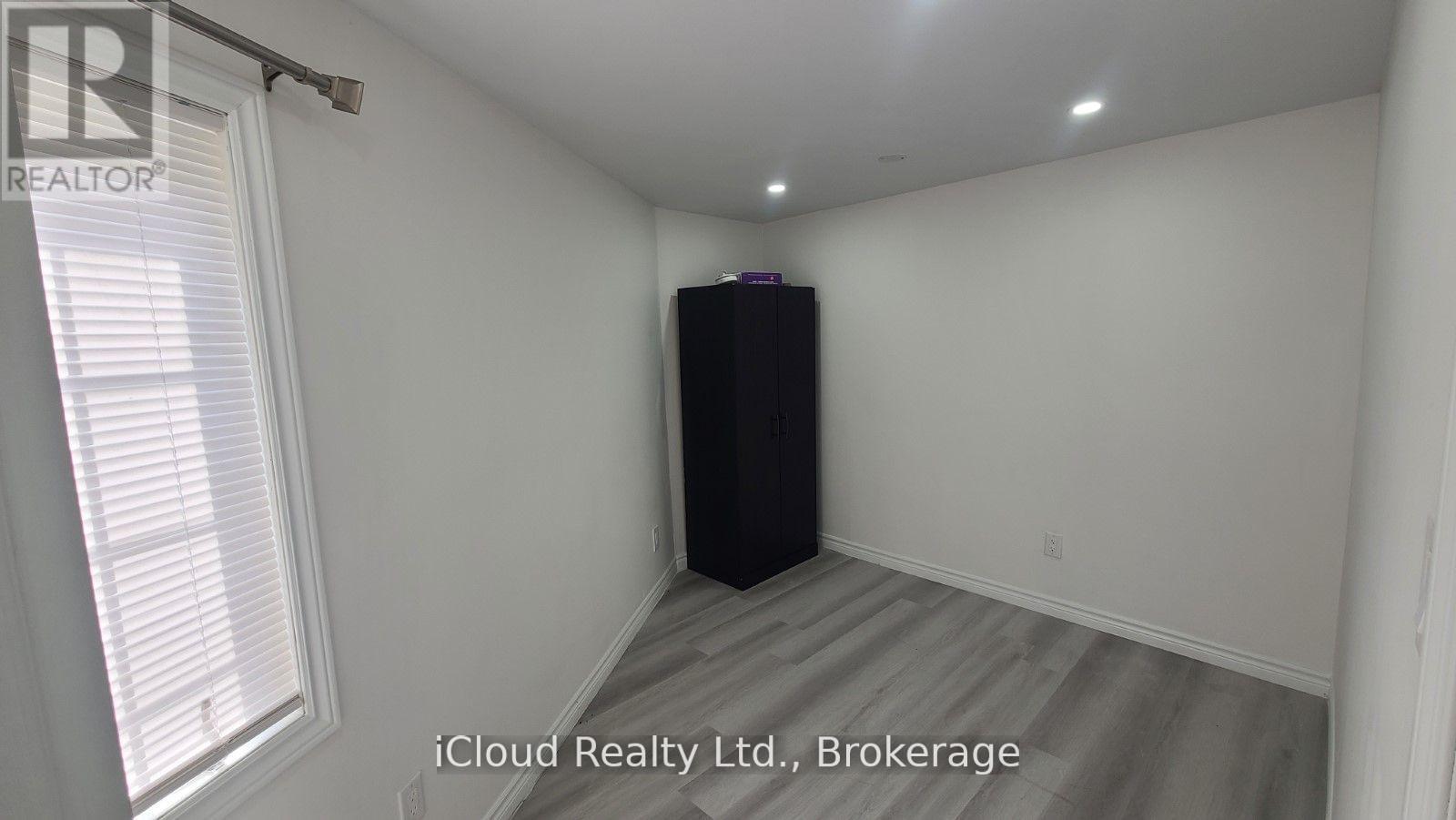 17 Joseph Street, Brampton, Ontario  L6X 1H6 - Photo 6 - W12952186