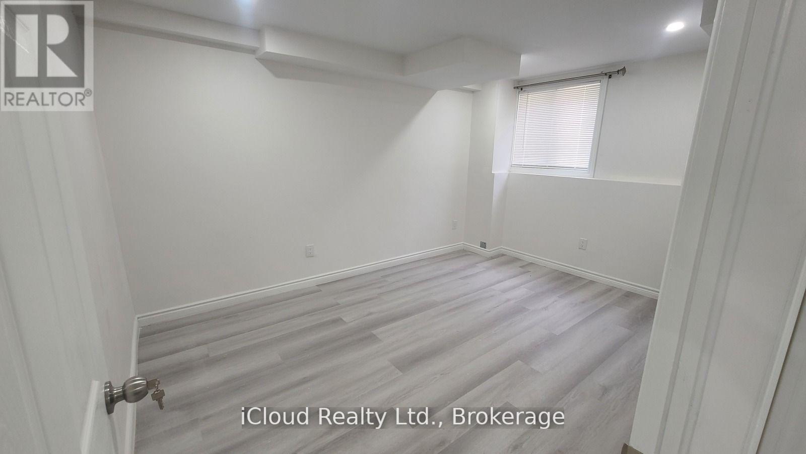 17 Joseph Street, Brampton, Ontario  L6X 1H6 - Photo 8 - W12952186